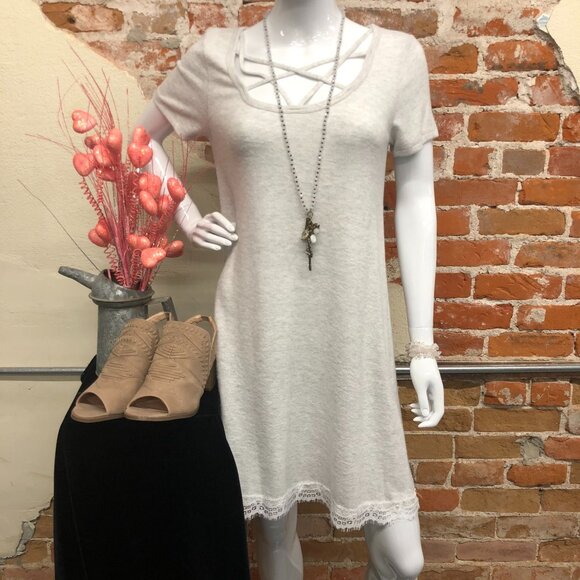 Vocal Flirty Fun Dress - Picture 1 of 2